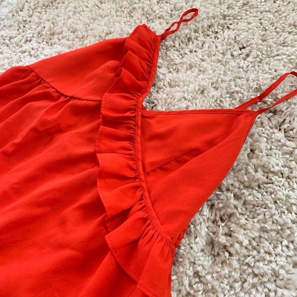 🆕 Forever 21 Red ruffle flowy tank top - Picture 2 of 6